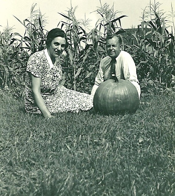 Mom, Papa and Pumpkin